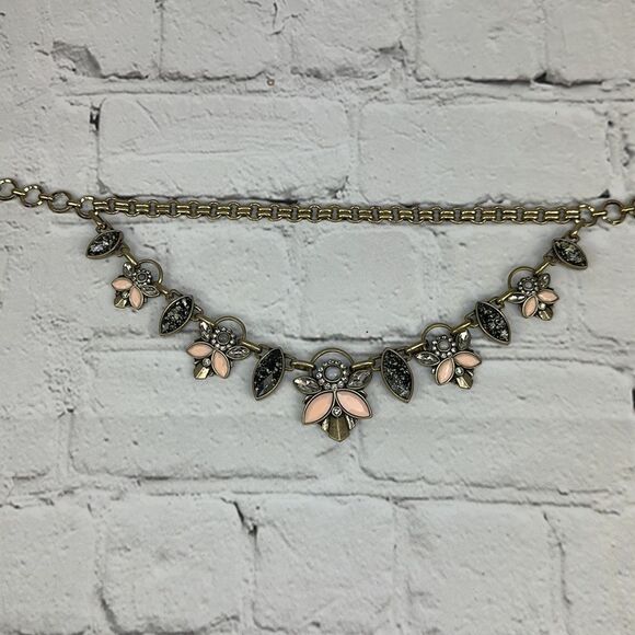 Premier Deigns Minx Gold Floral Necklace - Picture 4 of 5